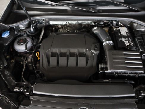 New 2025 Audi Q3 2.0T Premium image 4