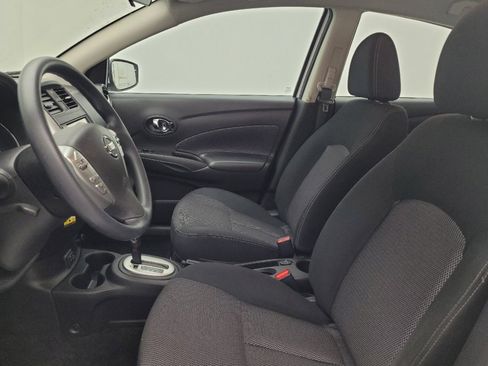 Used 2019 Nissan Versa SV FWD image 17