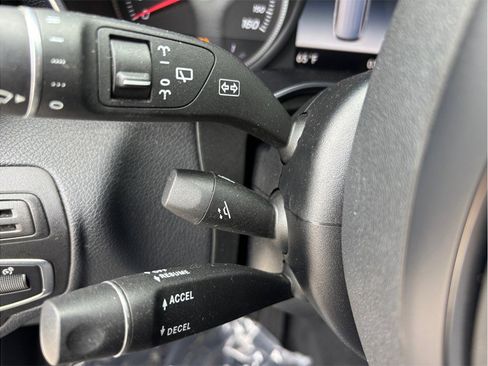 Used 2019 Mercedes-Benz GLC 300 image 20