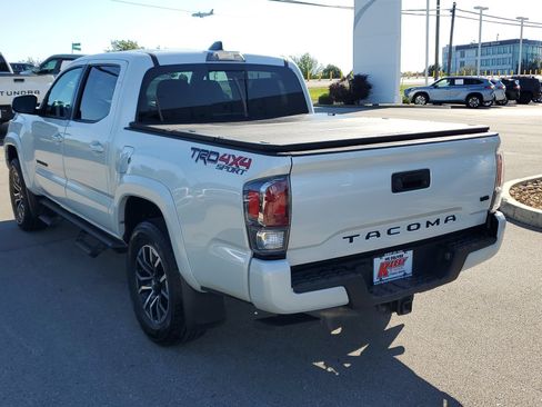 Certified 2023 Toyota Tacoma TRD Sport AWD/4WD image 3