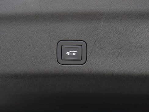 Certified 2023 Chevrolet Tahoe LT w/ LT Signature Plus Package image 24