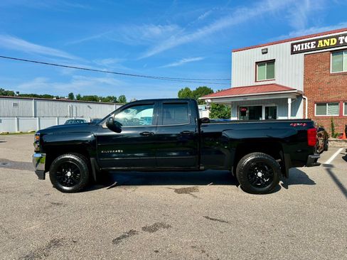 Used 2019 Chevrolet Silverado 1500 LT w/ All Star Edition AWD/4WD image 5