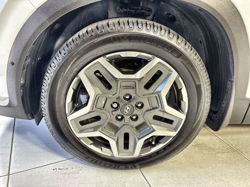 Used 2022 Hyundai Santa Fe Limited FWD image 19