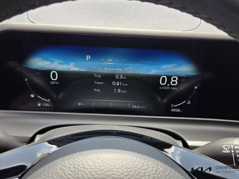 Certified 2025 Kia Seltos X-Line AWD/4WD image 26