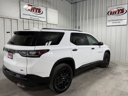 Used 2019 Chevrolet Traverse Premier w/ Redline Edition image 3