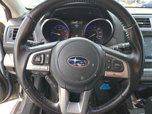 Used 2015 Subaru Outback 2.5i Premium image 3