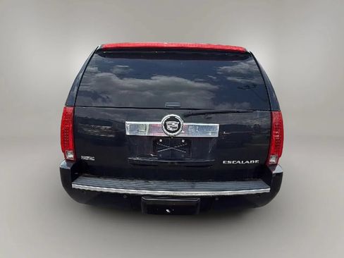 Used 2010 Cadillac Escalade ESV Luxury AWD/4WD image 4