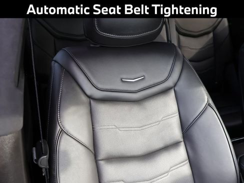 Used 2023 Cadillac XT6 Sport w/ Platinum Package image 13