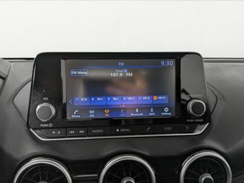 Used 2024 Nissan Sentra S FWD image 29