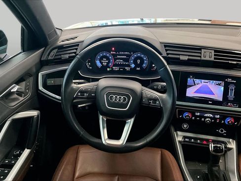 Used 2022 Audi Q3 2.0T Premium AWD/4WD image 16