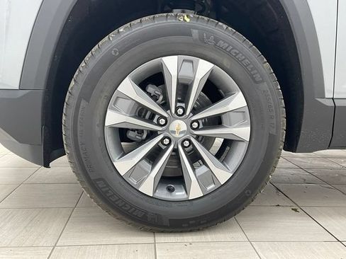 New 2026 Chevrolet Equinox LT AWD/4WD image 7