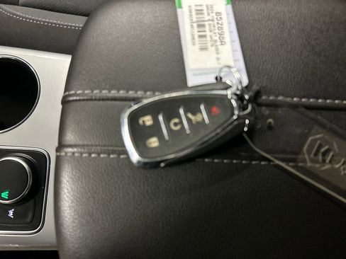 Used 2024 Chevrolet Blazer LT w/ Convenience Package image 22