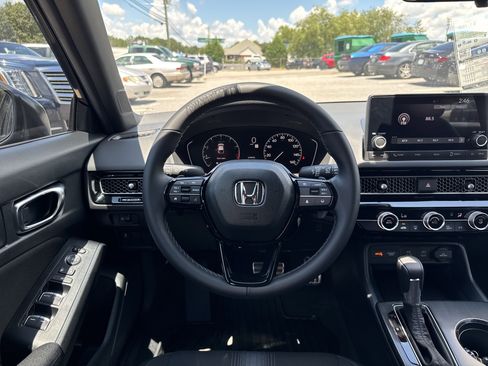 Used 2025 Honda Civic Sport image 23