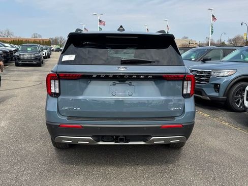New 2026 Ford Explorer Active w/ Active Comfort Package AWD/4WD image 6
