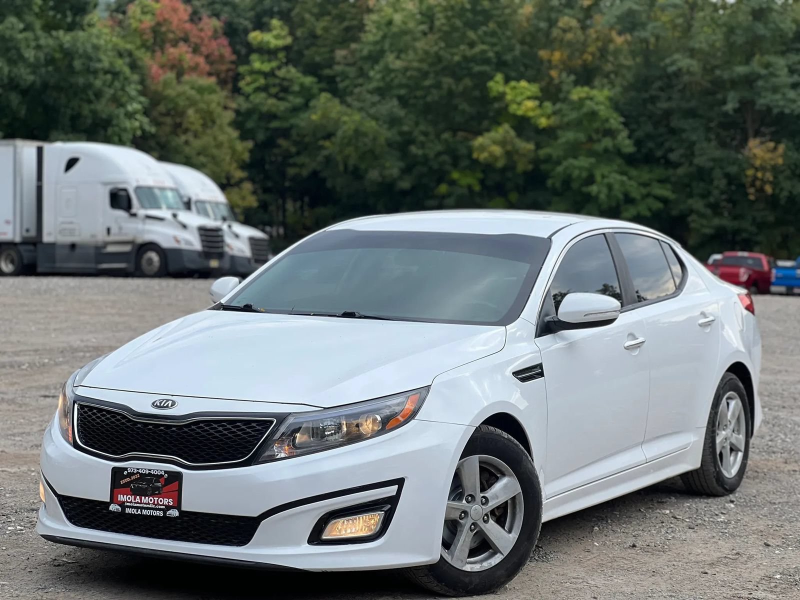 Used 2015 Kia Optima LX FWD image 2