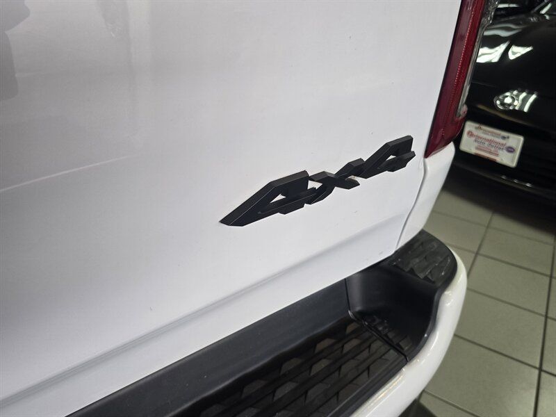 Used 2020 RAM 1500 Big Horn AWD/4WD image 32