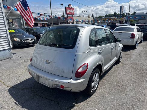 Used 2009 Chrysler PT Cruiser image 13