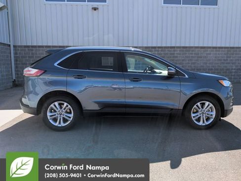 Used 2019 Ford Edge SEL w/ Equipment Group 201A AWD/4WD image 2