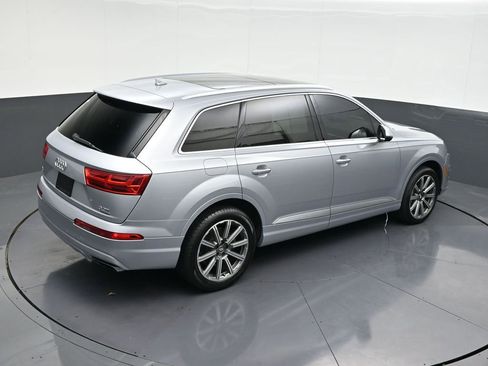 Used 2018 Audi Q7 3.0T Premium Plus w/ Premium Plus Package image 19