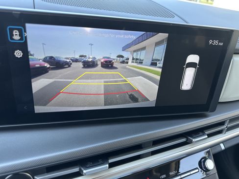 Used 2025 Hyundai Santa Fe SEL FWD image 18