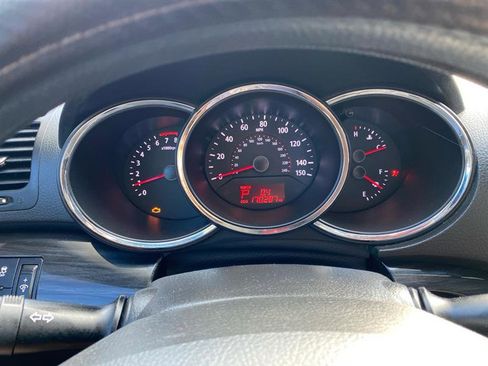 Used 2012 Kia Sorento LX image 14