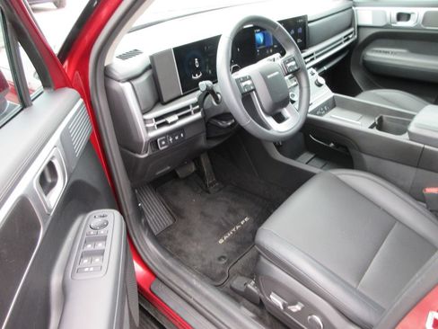 Used 2025 Hyundai Santa Fe SEL FWD image 12