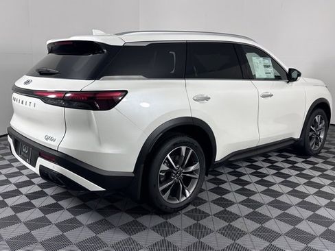 Certified 2025 INFINITI QX60 Luxe w/ Vision Package image 7