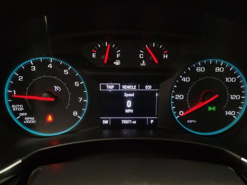 Used 2018 Chevrolet Equinox LT image 23