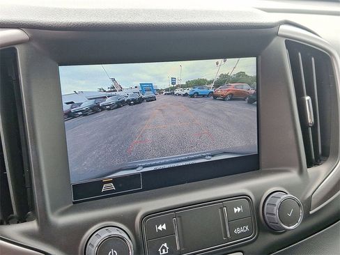 Certified 2023 GMC Terrain AT4 image 17