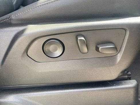 Used 2024 Chevrolet Tahoe LT image 15