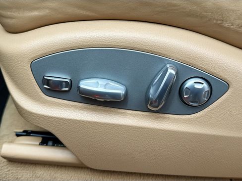 Used 2014 Porsche Cayenne Diesel image 19