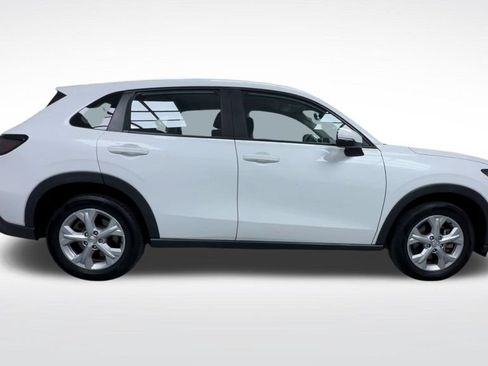 Used 2024 Honda HR-V LX image 9
