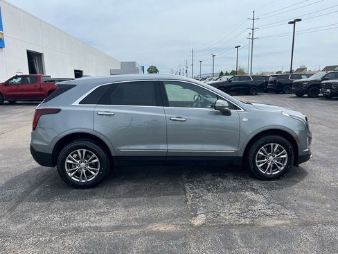 Used 2023 Cadillac XT5 Premium Luxury w/ Technology Package AWD/4WD image 8