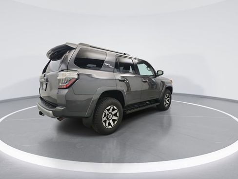 Used 2019 Toyota 4Runner TRD Off-Road image 9
