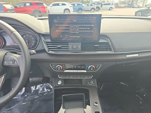 Certified 2023 Audi Q5 2.0T Premium w/ Convenience Package image 18