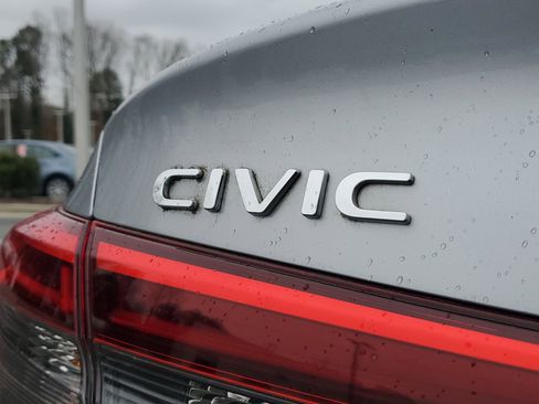 Used 2024 Honda Civic Touring image 8