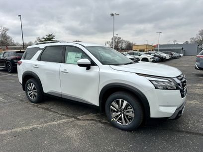 New 2025 Nissan Pathfinder SL