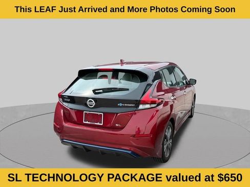 Used 2018 Nissan Leaf SL w/ SL Technology Package FWD image 3