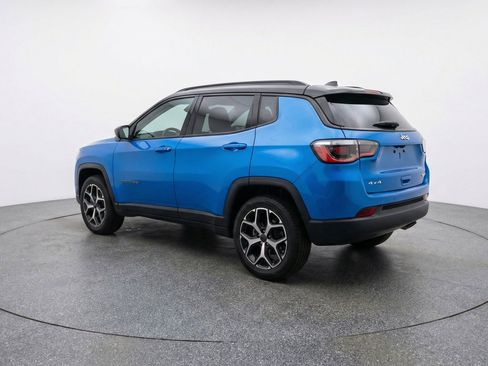 Used 2025 Jeep Compass Limited AWD/4WD image 6