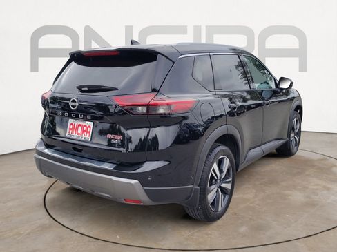 Certified 2024 Nissan Rogue SL w/ SL Premium Package FWD image 12
