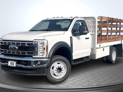 Used 2024 Ford F450 XL w/ XL Chrome Package image 2