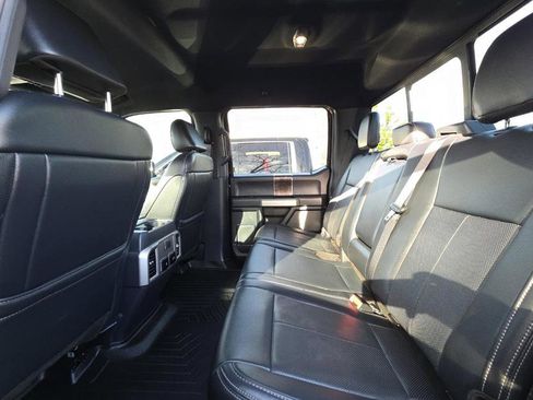 Used 2022 Ford F350 Lariat w/ Black Appearance Package image 11