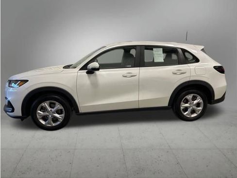 Certified 2024 Honda HR-V LX image 2