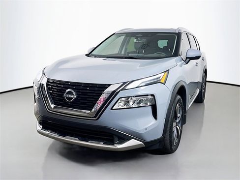 Used 2023 Nissan Rogue Platinum w/ Platinum Premium Package image 5