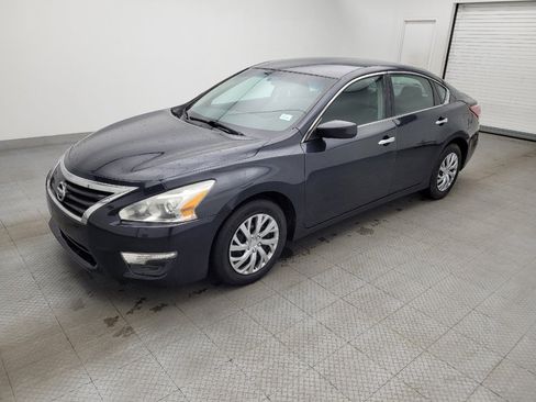 Used 2013 Nissan Altima 2.5 S image 2