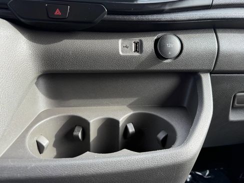 Used 2023 Ford Transit 350 XL image 38