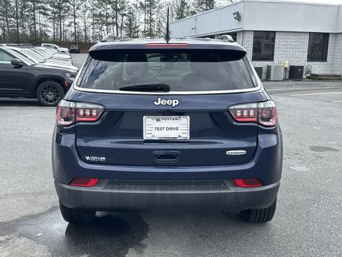 Used 2021 Jeep Compass Latitude FWD image 7