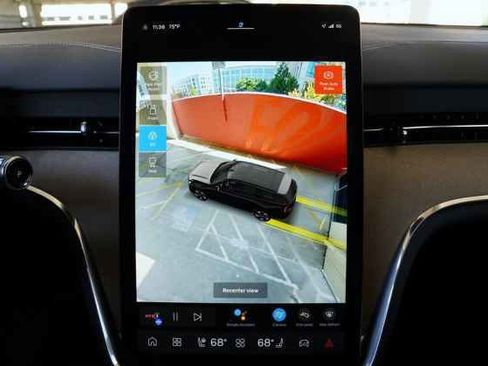 New 2025 Volvo EX90 Plus image 22