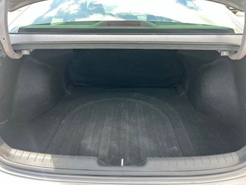 Used 2024 Hyundai Elantra SEL FWD image 28