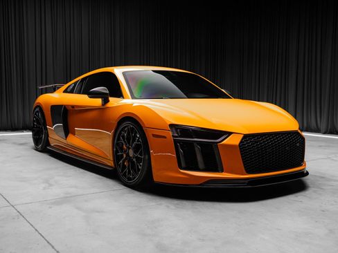 Used 2017 Audi R8 V10 plus AWD/4WD image 14